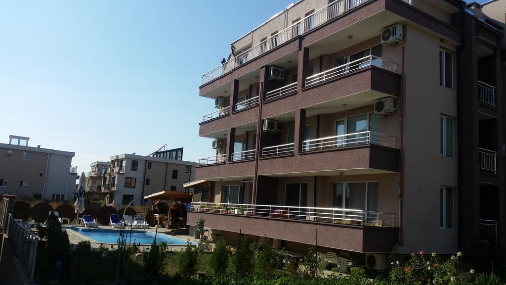 Anfid Apartments Бургас Екстериор снимка
