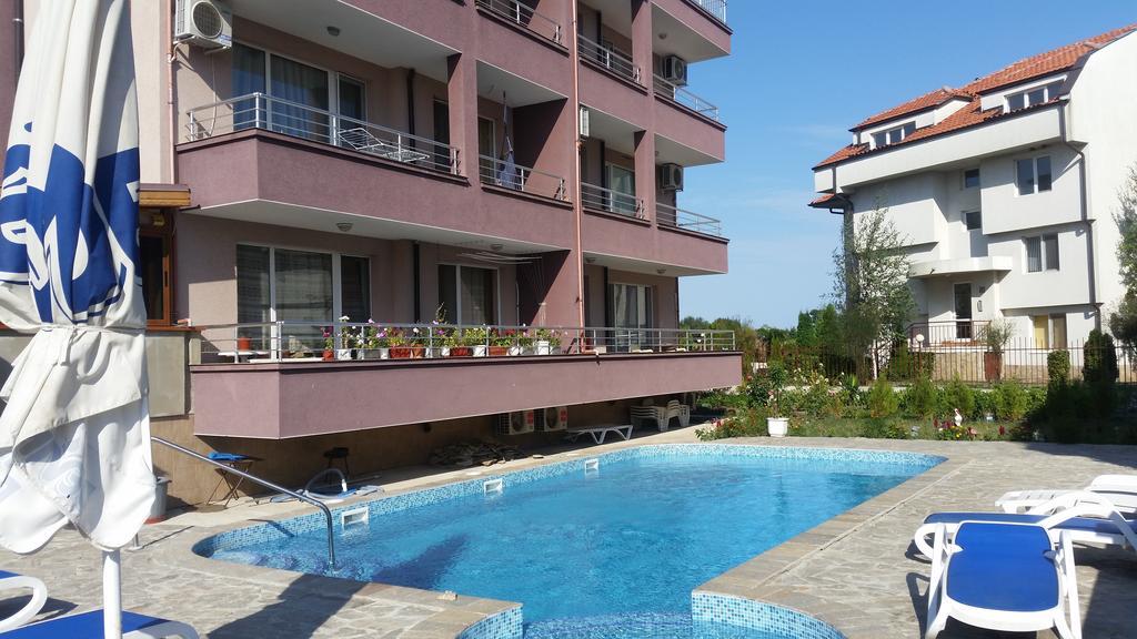 Anfid Apartments Бургас Екстериор снимка