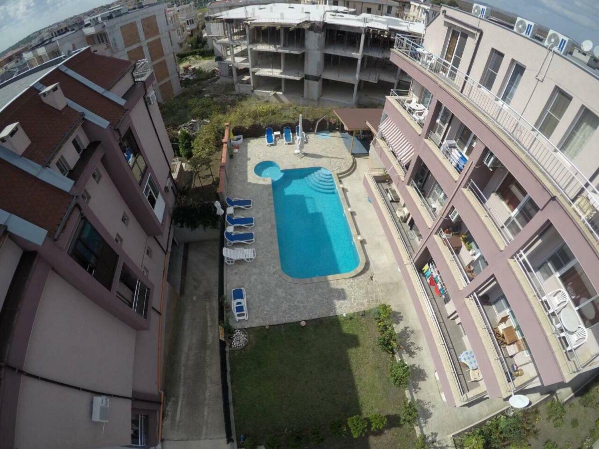 Anfid Apartments Бургас Екстериор снимка